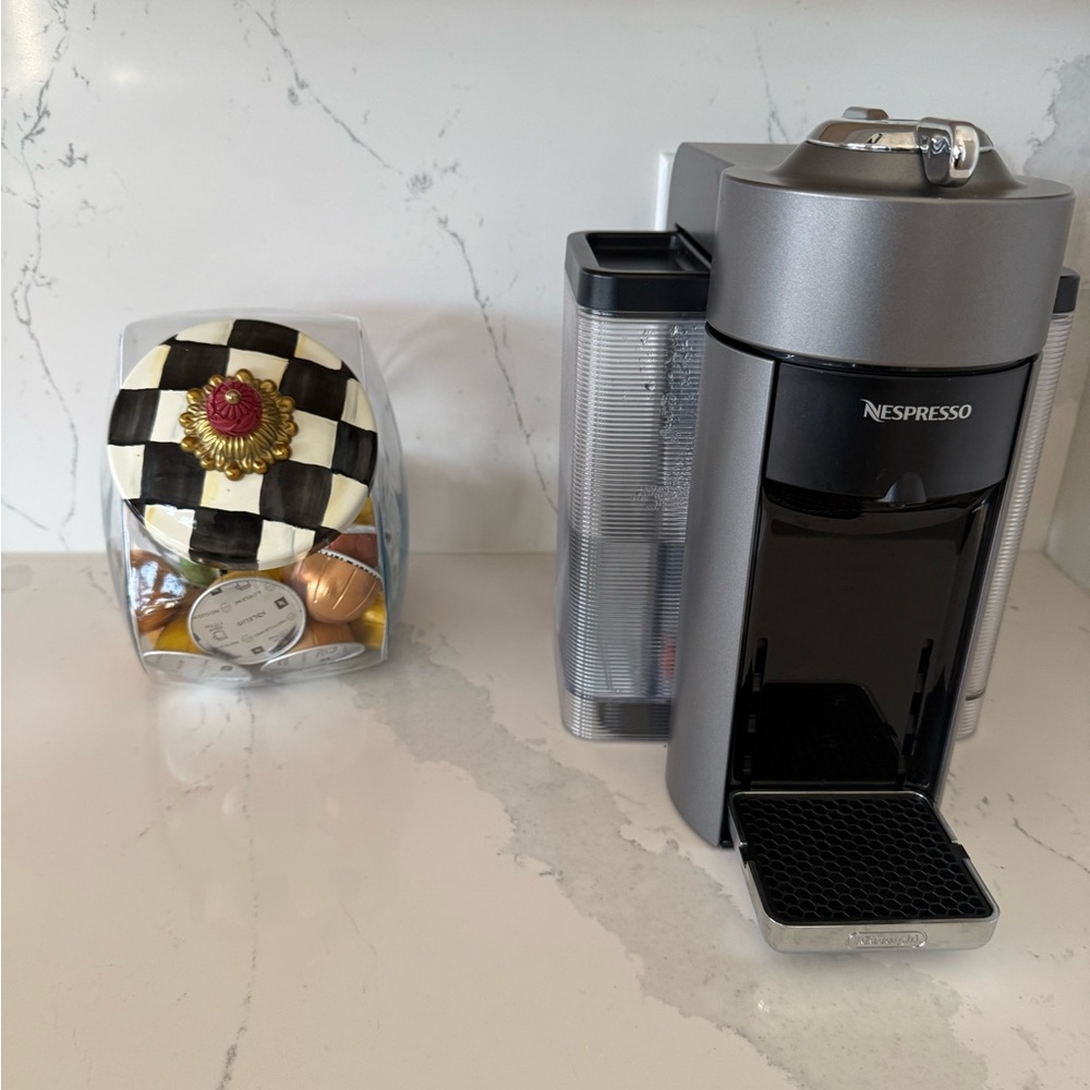 Mackenzie Childs Courtly Check Cookie Jar. - Picture 8 of 10